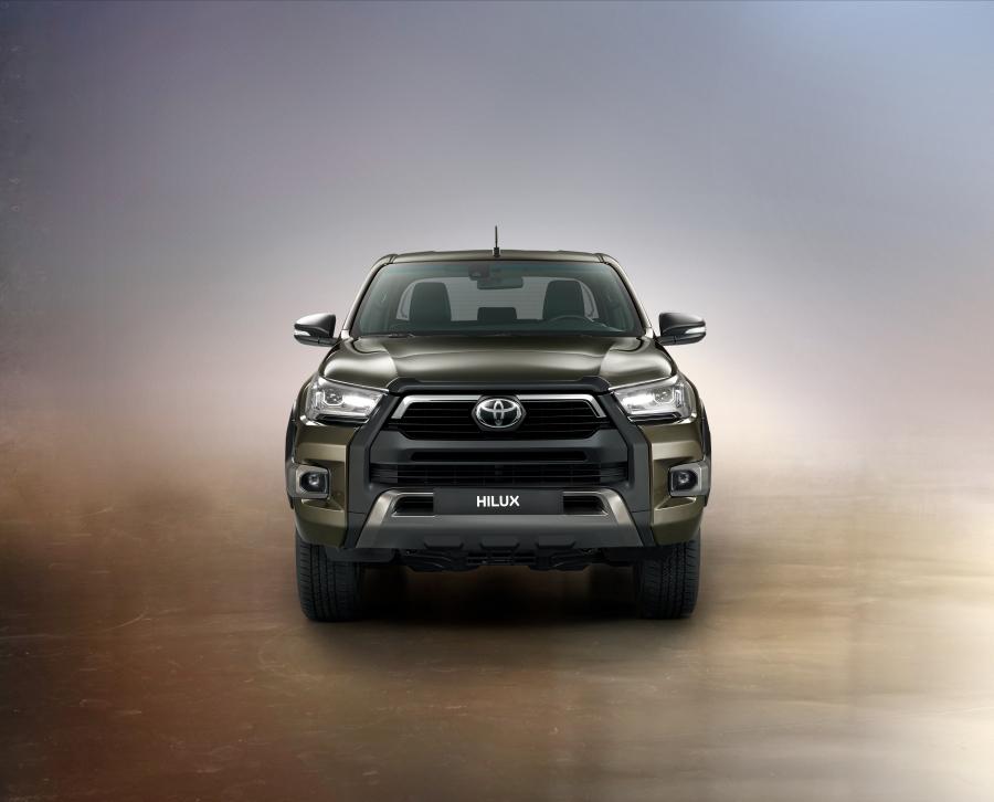  Toyota Hilux Invincible Double Cab 2020 года  (WW) (фото 7 из 33)